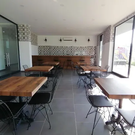 Exodus Apartment *